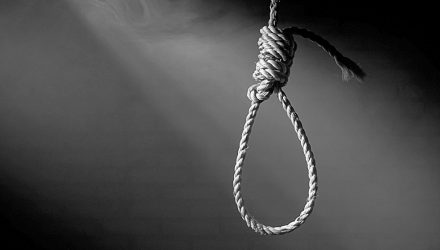 В Гомеле повесился 35-летний мужчина. Его уволили с работы и бросила девушка