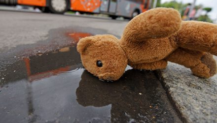 Трудно быть мамой. У онкобольной гомельчанки забрали детей, дав время вылечиться от алкоголизма