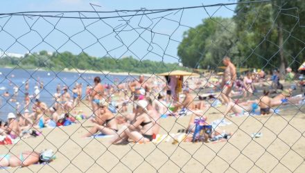 В Гомеле на всех девяти пляжах введено ограничение для купания детей