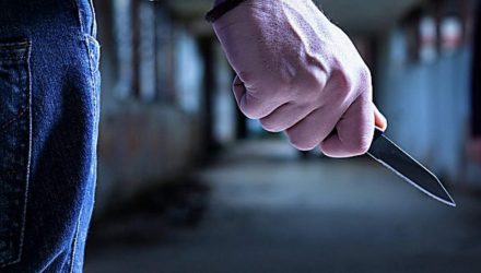 Деньги любой ценой. В Гомеле мужчина избил и ранил ножом женщину из-за 92 рублей