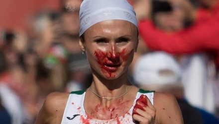Белорусская бегунья истекла кровью и выиграла марафон на чемпионате Европы