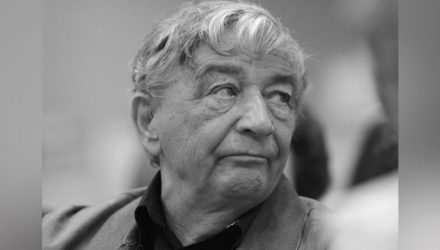 В Москве скончался Эдуард Успенский, автор детских книг "Каникулы в Простоквашино" и "Крокодил Гена"