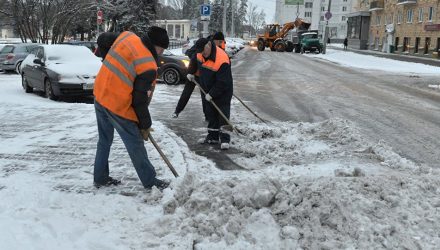 В Гомеле попробуют отказаться от песка при обработке дорог от гололёда