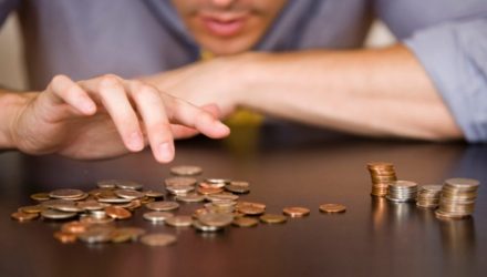Какими деньгами располагает и на что их тратит среднестатистическая семья на Гомельщине?