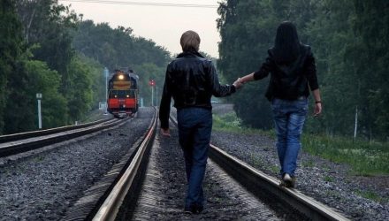 "От шорт остались лишь полоски ткани". Гомельский транспортный прокурор рассказал о самых резонансных случаях на железной дороге