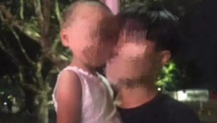 На вокзале родители с трудом узнали похищенную 2 часа назад дочь: она была лысой