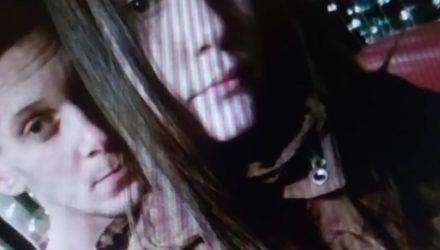 В Мозыре 14-летняя школьница с наголо выбритым затылком сбежала из дома с 20-летним парнем