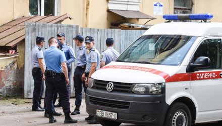 Две боевые гранаты нашли при ремонте крыши дома в Гомеле