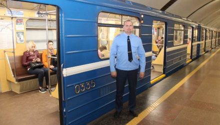 В минском метро столкнулись два поезда. Метрополитен: Был сцеп и расцеп составов