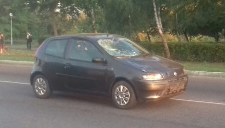 В Мозыре 21-летняя девушка только получила права и уже сбила ровесницу на пешеходном переходе