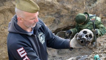 Под Гомелем раскопали одно из крупнейших городских захоронений жертв ВОВ