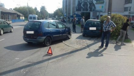 В Гомеле девушка не уступила дорогу другой представительнице слабого пола. Пострадала женщина-пассажир
