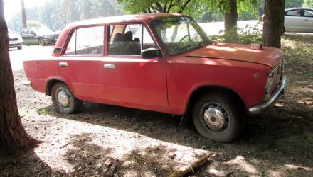 За одну ночь в Гомеле парни угнали двое «жигулей», украли магнитолу и сломали замок в авто