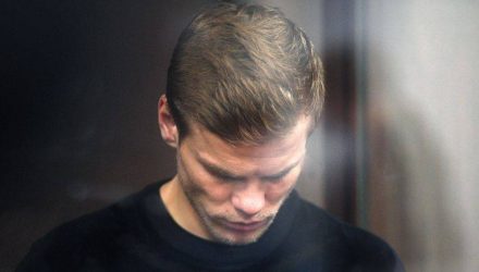 Братья Кокорины предложили мир избитому в московской драке белорусу