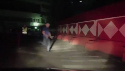 В Мозыре пьяный 21-летний парень устроил погоню с ГАИ, а потом соревновался в спринте с инспекторами. Проиграл (видео)