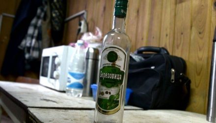 Пьют, а потом «чудят»: мэр Гомеля поручил разобраться с пьянством на рабочих местах