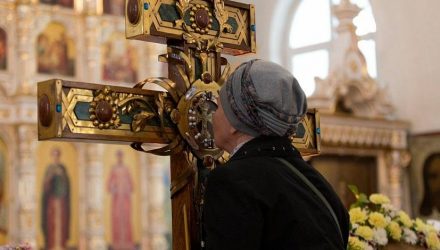 В Гомель доставят ковчег с мощами Матроны Московской и крест-мощевик с частицей Ризы Господней