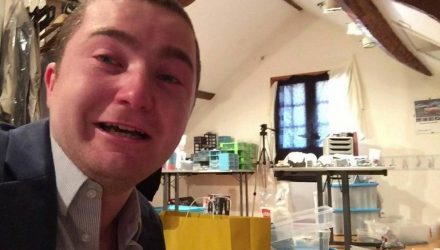 У фаната Lego разграбили и уничтожили 14-летнюю коллекцию. Подписчики собрали 18 тысяч долларов на новую