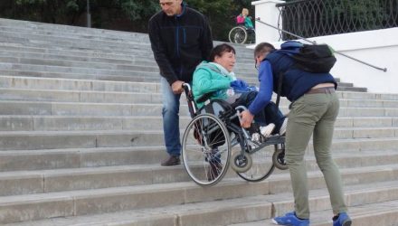 Когда станет "безбарьерным" причал на набережной Сожа