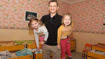 Не усатый, но нянь: как в белорусском детском садике работает мужчина-воспитатель