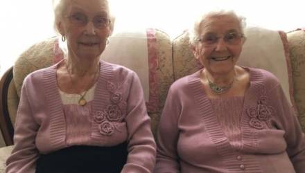 102-летние близнецы рассказали свой рецепт долголетия