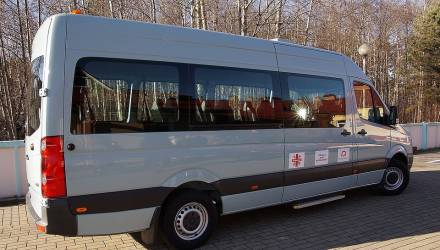 МИД Польши подарил микроавтобус «Детской деревне» в Гомеле