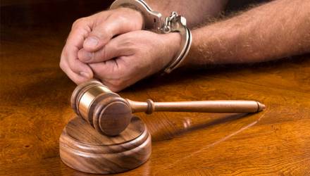 Суд огласил приговор следователям и эксперту, которые пытались "замять дело"