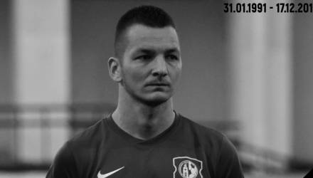 Вратарь ФК "Витебск" Щербаков с женой и сыном погибли в ДТП под Толочином