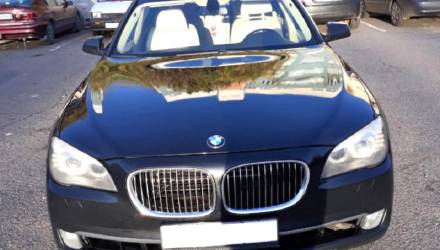 Гоп-стоп по-русски? Мошенники опробовали новый способ "отжима" автомобиля в Беларуси