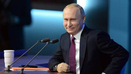 «Как порядочный человек когда-то должен буду это сделать». Путин ответил на вопрос о своей свадьбе