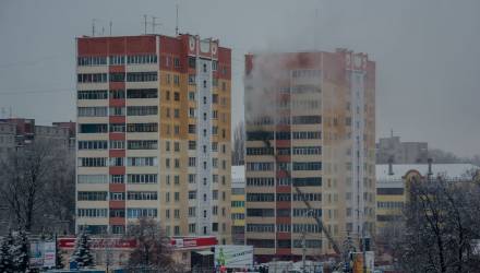 Пожар в многоэтажке по улице Ленинградской в Гомеле