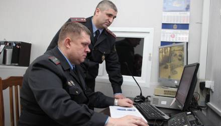 "Неожиданно появился чёрный джип, пришлось стрелять". В Гомельском УВД рассказали о лихих 90-х