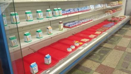 Фотофакт: в магазинах РайПО полупустые полки