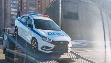 Появились новые фотографии самой мощной Lada Vesta для ДПС