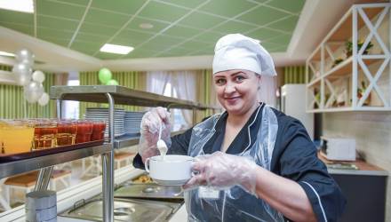 Пальчики оближешь: в Гомеле открылась оригинальная столовая