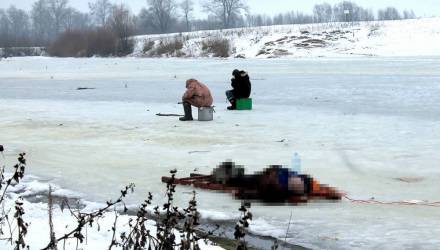 В Речице двое рыбаков провалились под лёд – один погиб