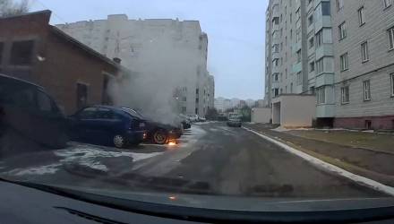 В Гомеле сбили пешехода и горело BMW