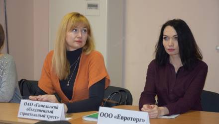 В Гомеле прошла ярмарка вакансий. Какую работу предлагали горожанам?
