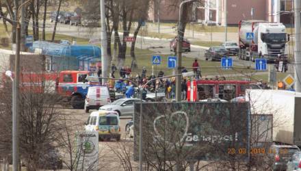 В Гомеле произошла серьёзная авария – понадобилась помощь спасателей
