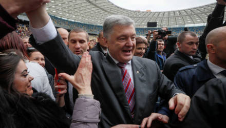 Дебаты Зеленского и Порошенко: кандидаты могут встретиться сегодня впервые на стадионе – все билеты розданы