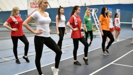 Форхэнд от финалисток: участницы областного этапа конкурса "Королева Весна-2019" посетили ГОЦОР по теннису