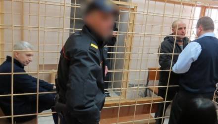 Откуда и зачем столько оружия? Начался суд над до зубов вооружённым начальником ТЭЦ, которого задержали под Гомелем