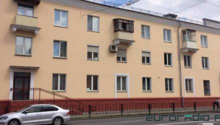 “Откуда такие цены?” Гомельчанки и ЖКХ разругались из-за покраски фасада дома