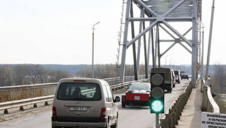 В Рогачёве мост через Днепр может лишиться светофора