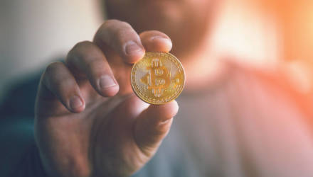 Биткоин идёт на штурм. Что ждать от криптовалюты дальше?
