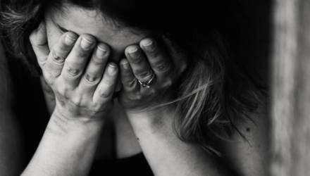 В Петриковском районе 16-летняя девушка покончила с собой после ссоры с мамой