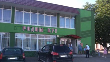 На свадьбе в Кобринском районе убили мужчину, отец невесты в реанимации