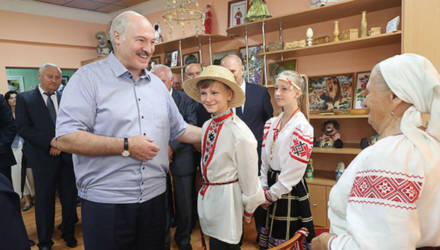 Лукашенко признался, что второй раз за неделю попал в рай
