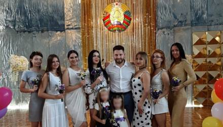 Восемь жён насчитали в свидетельстве о браке у гродненца