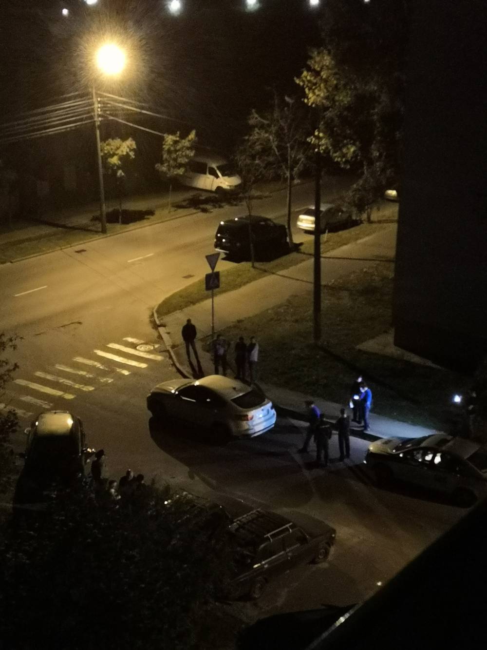 В Гомеле похитили девушку на BMW X6. Милиционеры обнаружили и блокировали  автомобиль